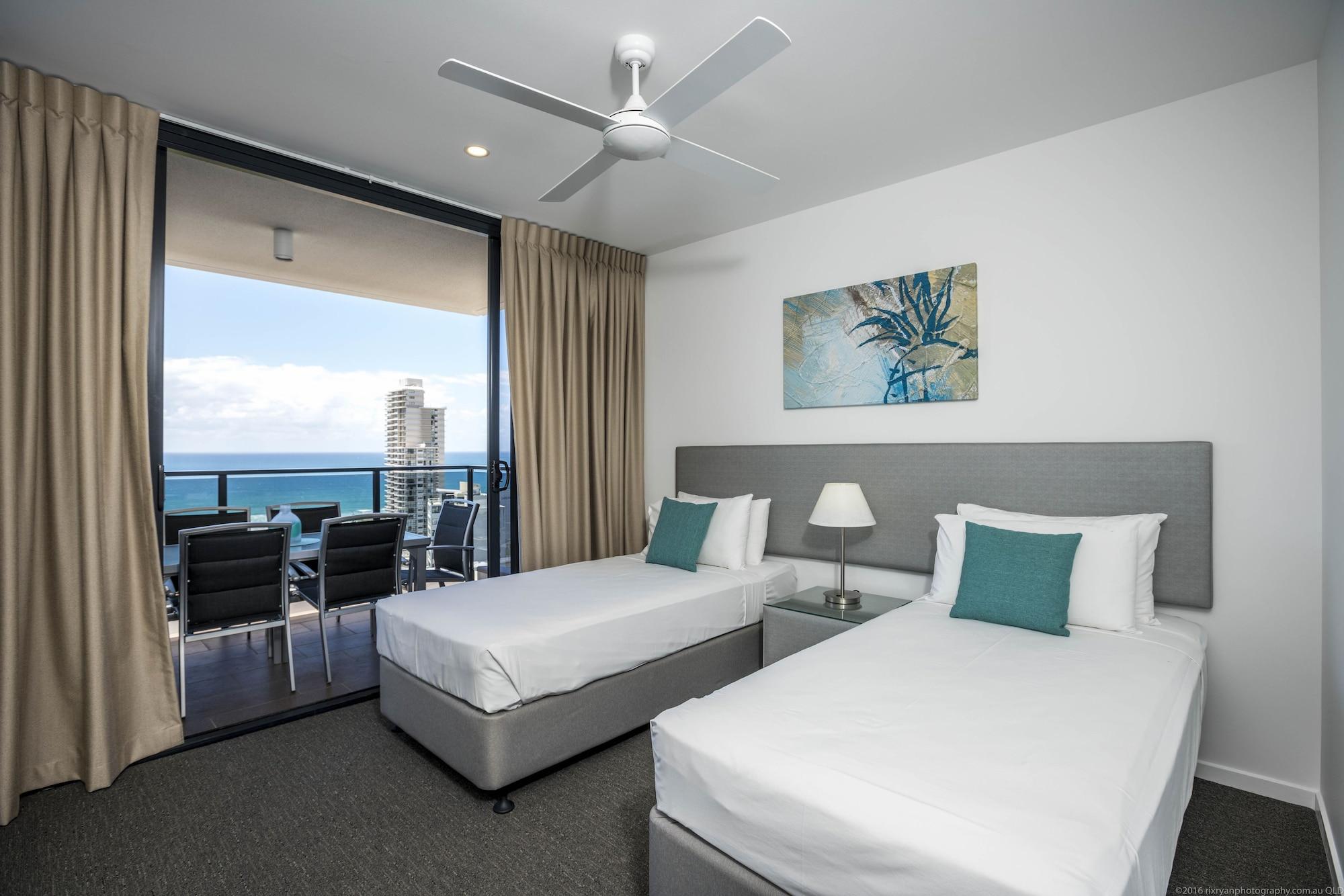 Synergy Broadbeach - Official Gold Coast Exterior photo
