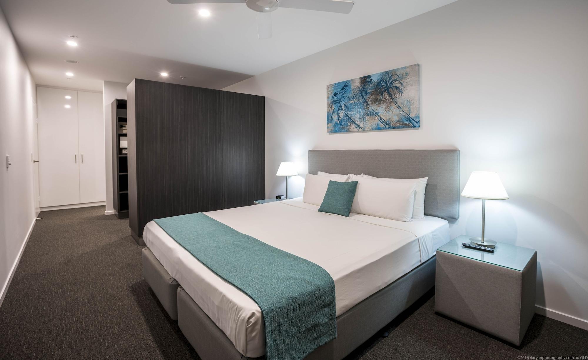 Synergy Broadbeach - Official Gold Coast Exterior photo