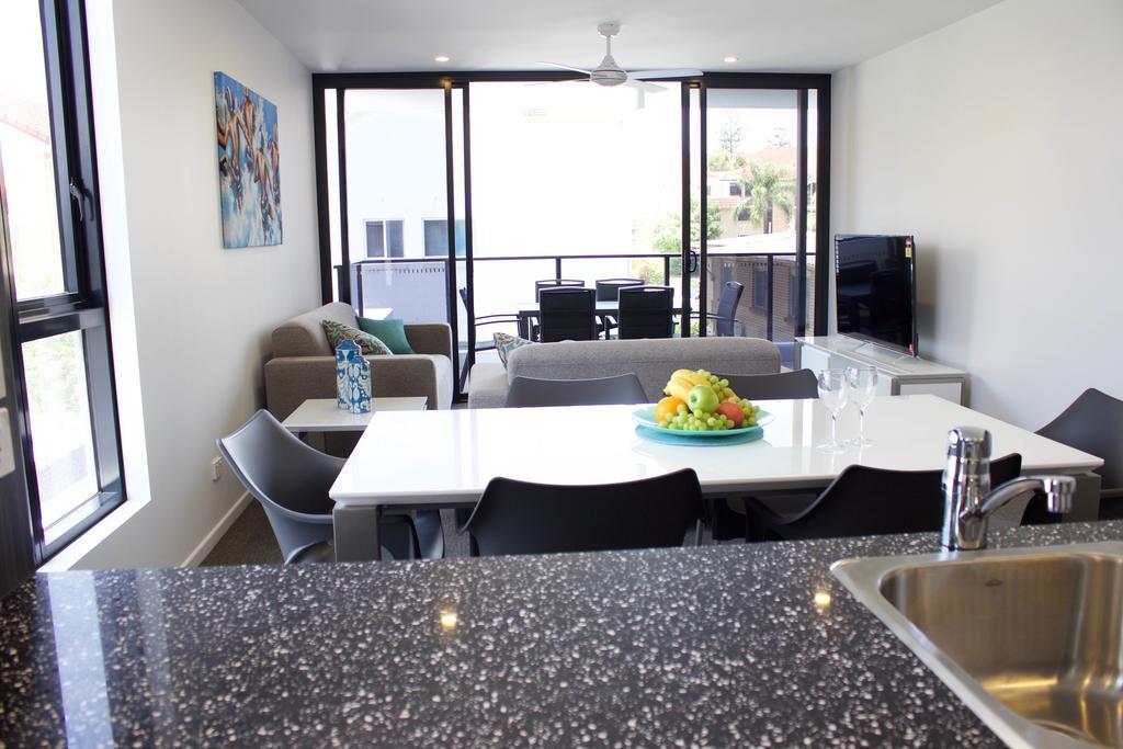 Synergy Broadbeach - Official Gold Coast Exterior photo