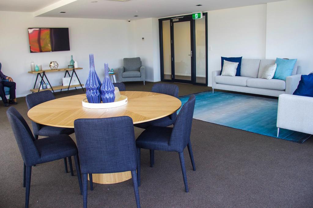 Synergy Broadbeach - Official Gold Coast Exterior photo