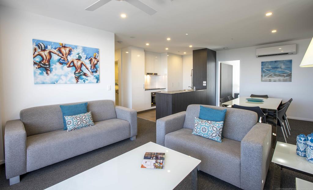Synergy Broadbeach - Official Gold Coast Exterior photo