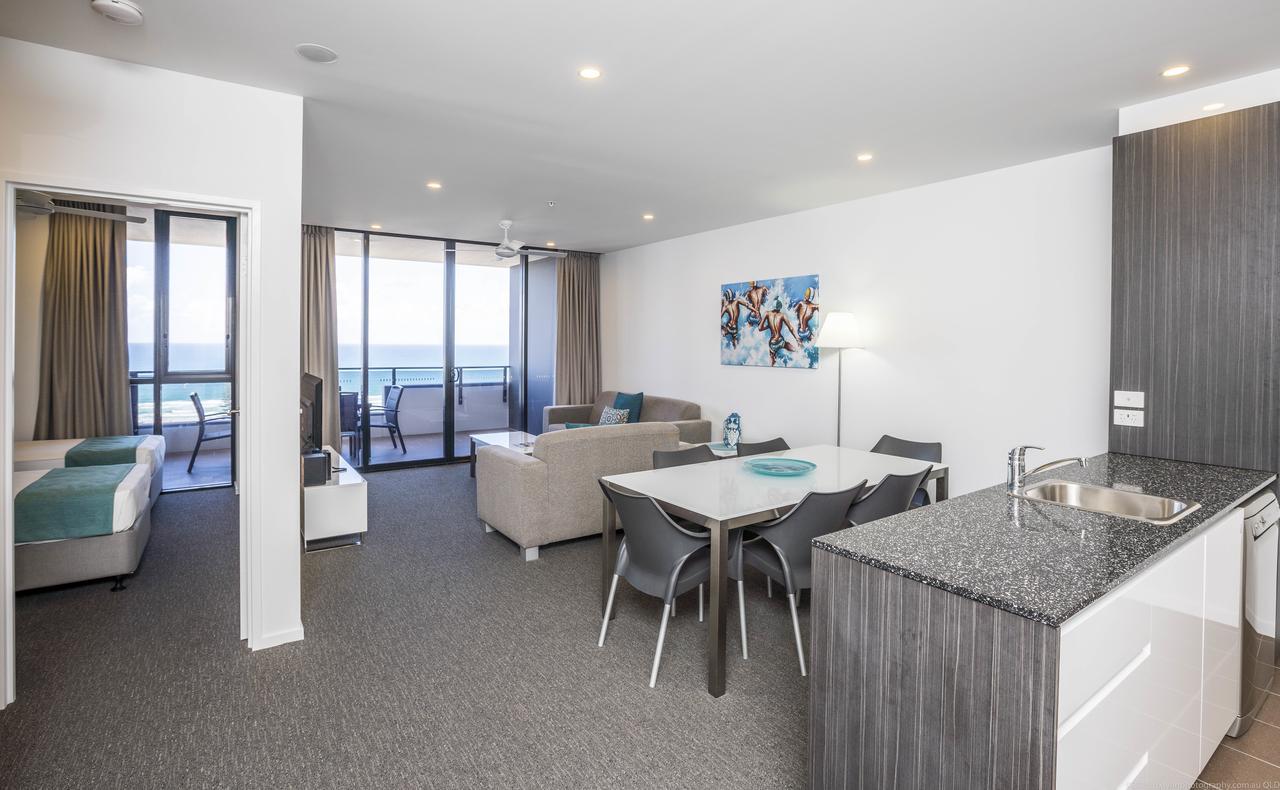 Synergy Broadbeach - Official Gold Coast Exterior photo
